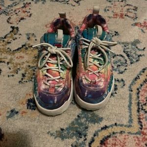 Tie-Dye Chunky Fila’s